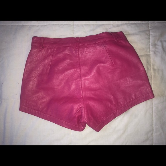 Wilson’s Maxima Leather Shorts - Picture 4 of 7